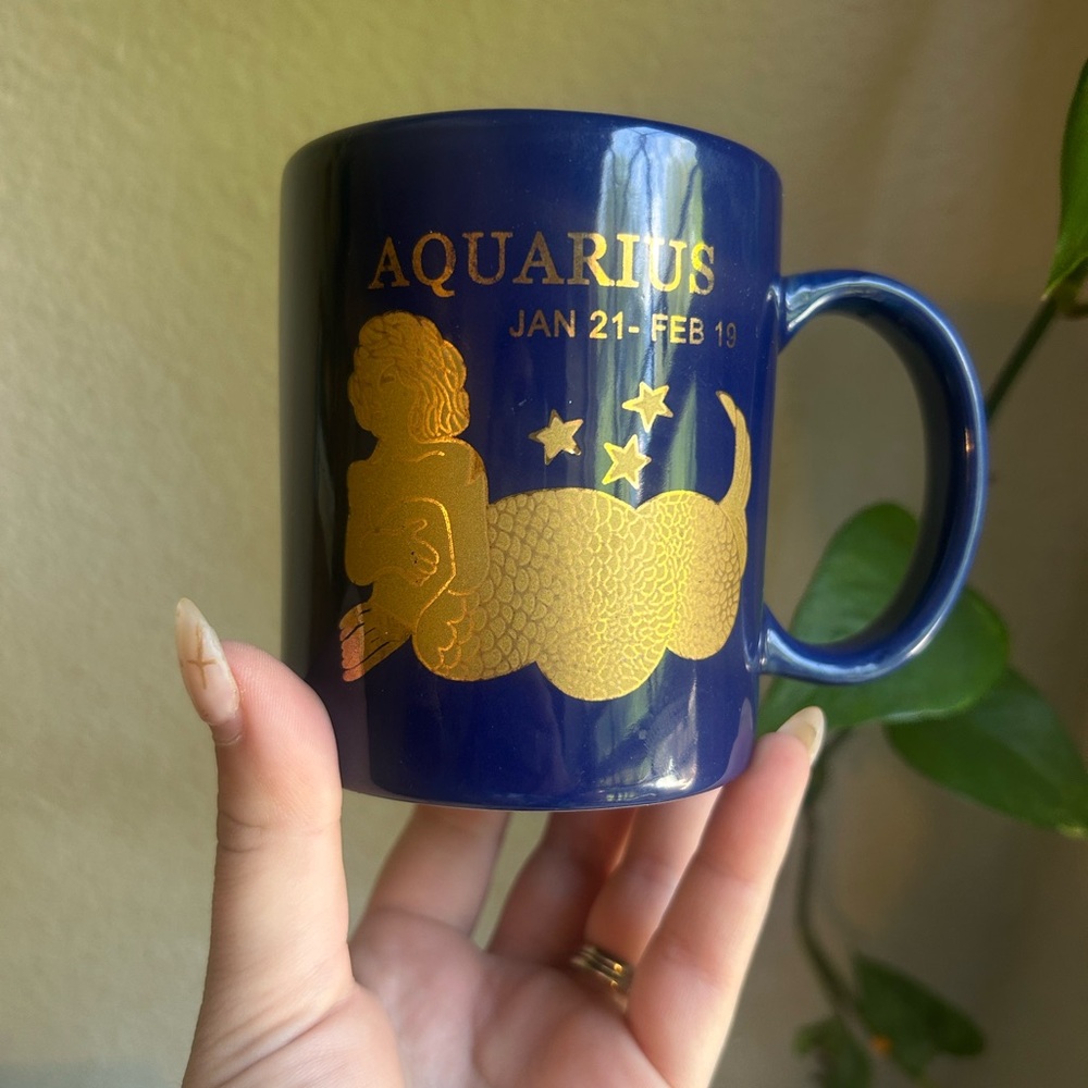 Vintage Aquarius Zodiac Blue Mug with Gold Design